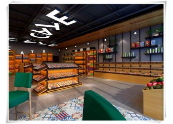 合肥休閑零食店裝修要慎重，注意空間規(guī)劃與展柜設(shè)計(jì)