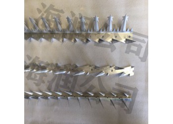 海潤絲網生產防小偷刺釘管道防爬刺釘金屬圍欄防盜刺釘