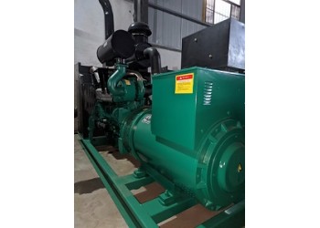 特價轉(zhuǎn)售二手300kw柴油發(fā)電機組低價出