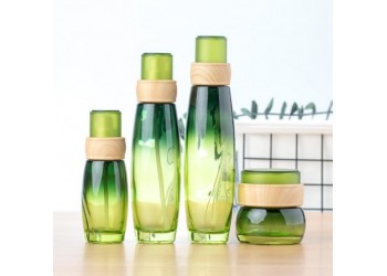 護(hù)膚品瓶生產(chǎn)廠家，包裝瓶生產(chǎn)廠家，護(hù)膚品包裝瓶生產(chǎn)廠家