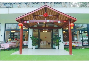 三圣鄉自助燒烤柴火雞農家樂服務周到