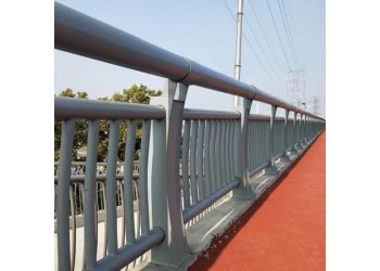 市政道路護欄 防撞安全鋅鋼圍欄 高速公路護欄板