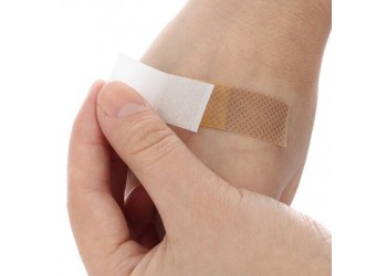 博創(chuàng)生產(chǎn)供應(yīng)一次性醫(yī)用創(chuàng)可貼量大從優(yōu)