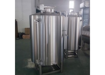 揚中康之興不銹鋼果汁儲存罐立式儲酒罐誠信經營廠家鉅惠注重質量