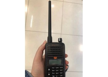 萊州摩托羅拉A2D數(shù)字商用手持無線對講機