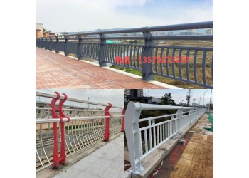 定制景區(qū)橋梁隔離護欄 河道河堤分隔扶手欄桿 來圖生產(chǎn)加工