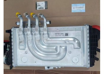 路虎20-25款攬勝 衛士 發現5 直列6缸3.0中冷器