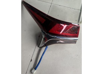 雷克薩斯Ls500H尾燈 雨刮連動桿 后檔玻璃 倒車鏡