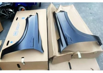 GMC 育空 葉子板 雨刮水壺 方向柱 車門玻璃